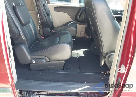 2014 Chrysler Town & Country Touring from USA, damaged, VIN 2C4RC1BG2ER442256